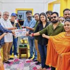 प्रोड्यूसर हर्षद शाह, राजेन्द्र सोनी, संजय चौहान, निर्देशक सुशील सिंह ‘यश’ की भोजपुरी फिल्म ‘समधिनिया जवान चाही’ की शूटिंग शुरू कुशीनगर में